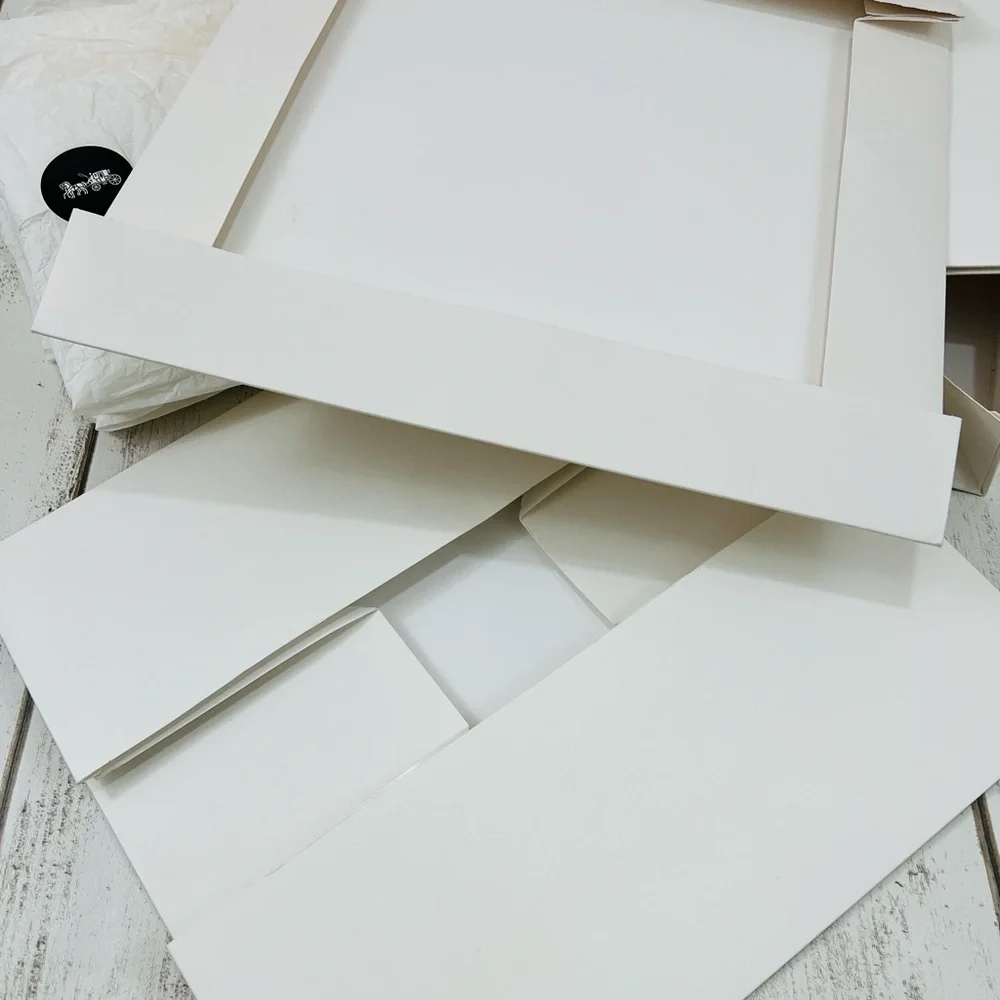 Coach White Gift Box and Tissue Paper Bundle Gift Wrap